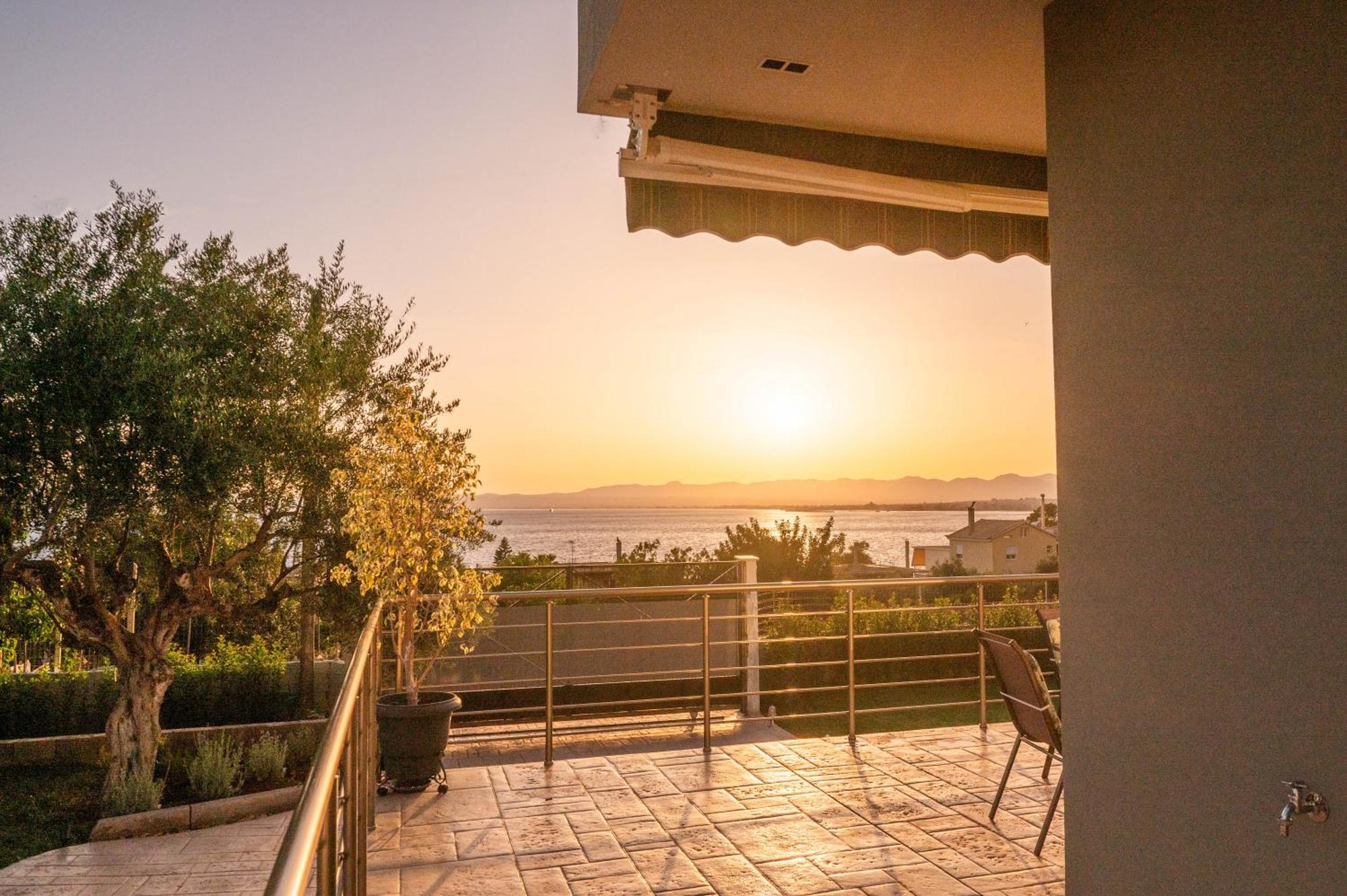 Villa Thea Seaview Luxury Living Kalamata Exterior foto
